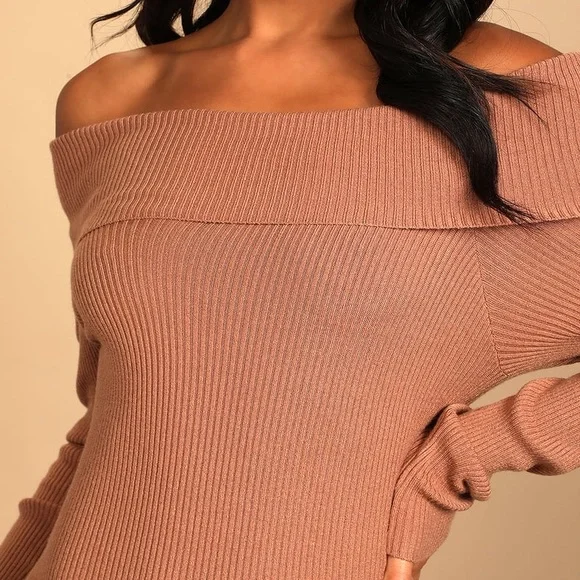 Camel Ribbed Off-the-Shoulder Bodycon Maxi Dress - Picture 4 of 5